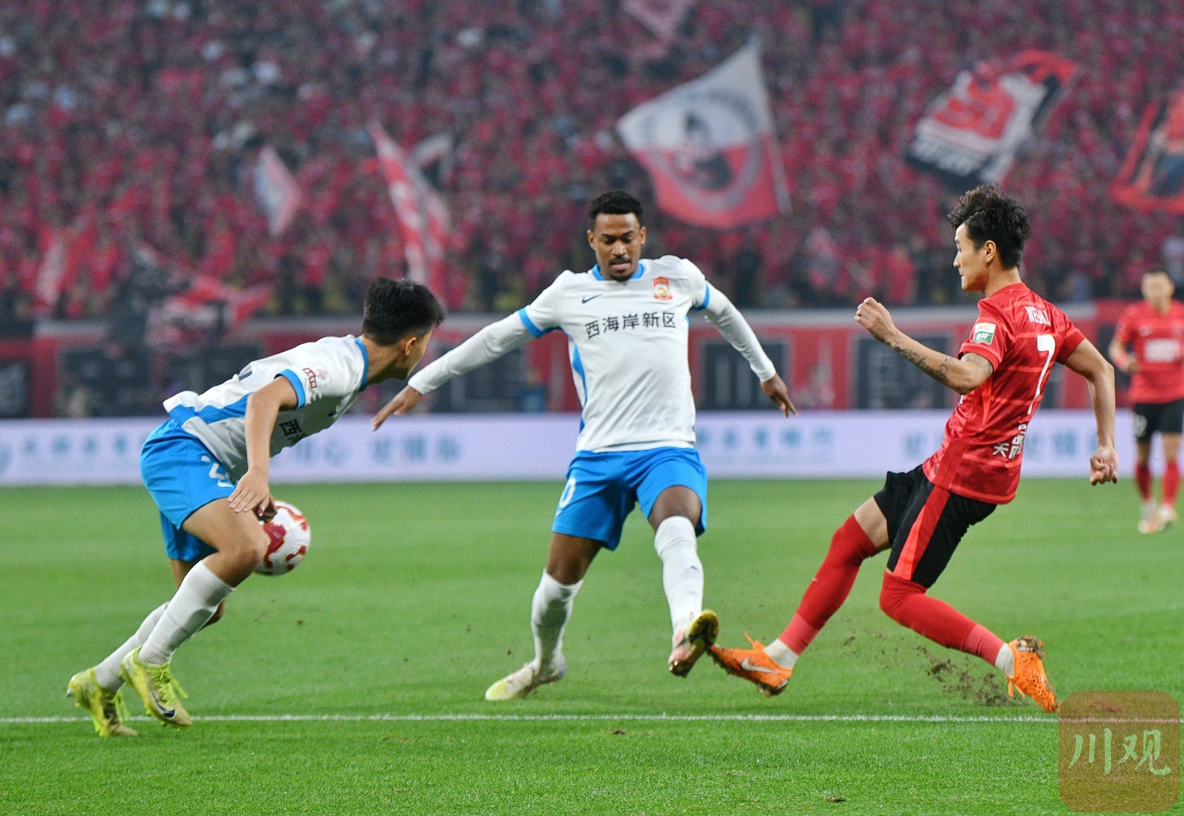 爱游戏官网包含关键时刻西甲焦点战，成都蓉城豪取连胜，媒体盛赞，细节决定成败的词条